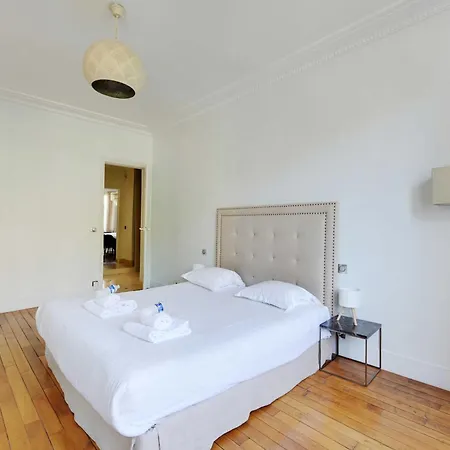 Elegant 3br For 6 - Near Palais Des Congres *
