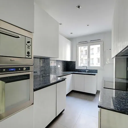 Elegant 3br For 6 - Near Palais Des Congres Appartamento