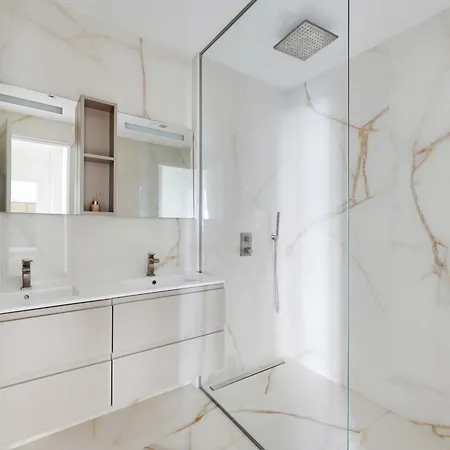 Elegant 3br For 6 - Near Palais Des Congres Appartamento